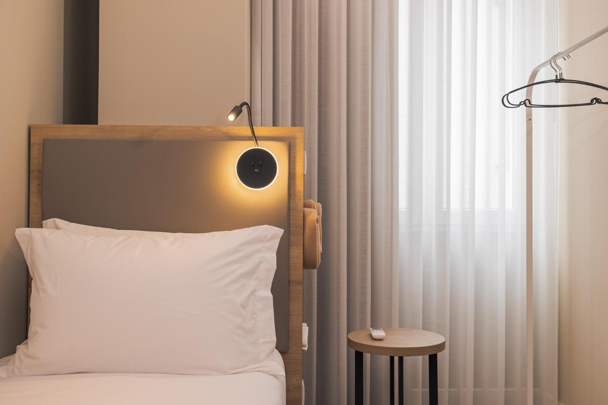 Monturi Hostel Πόντα Ντελγκάντα Εξωτερικό φωτογραφία